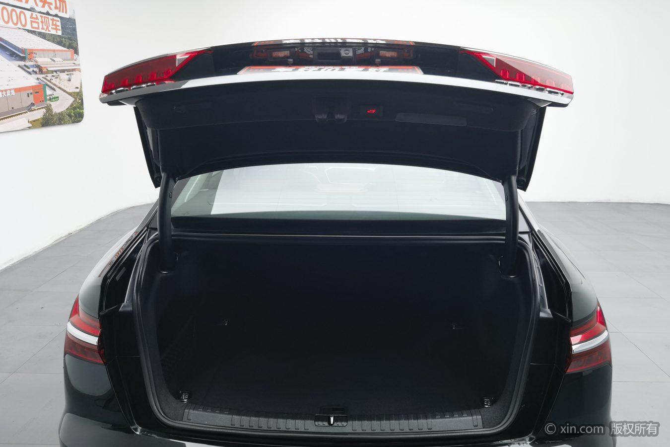 Audi A6L id 4438147 из Китая 11