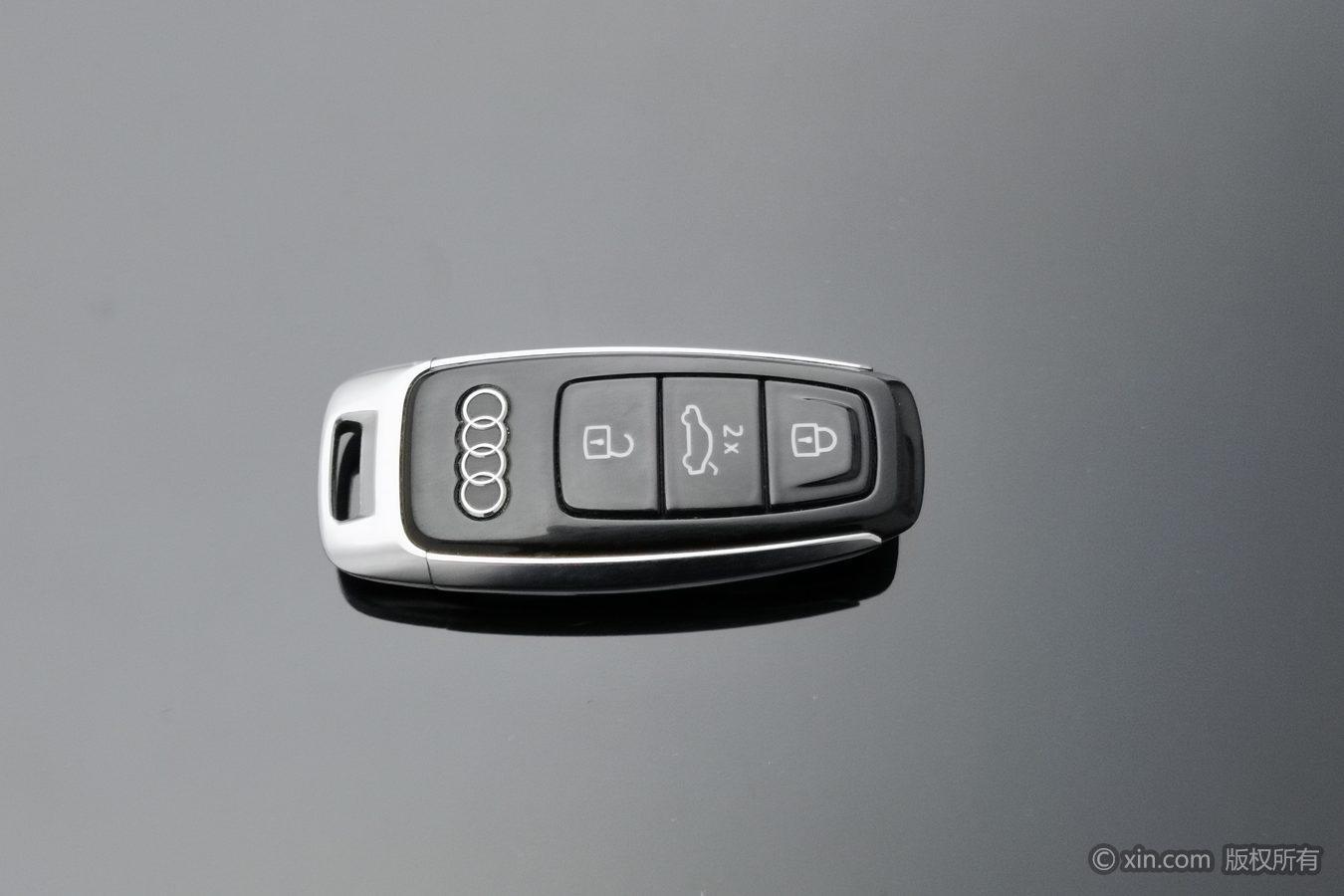 Audi A6L id 4438147 из Китая 12