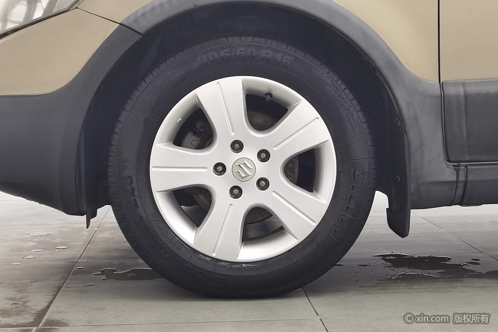 Suzuki SX4, фото 9