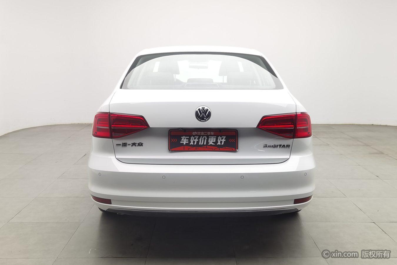 Volkswagen Sagitar 2017 1.6L MT Comfort