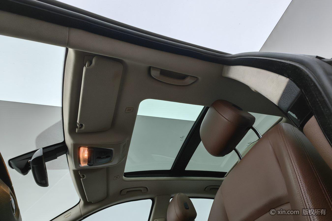 BMW 5 Series GT 2015 528i Leading