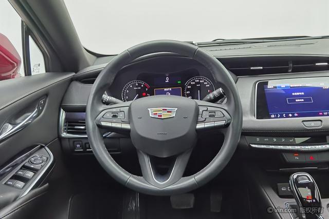 Cadillac XT4 2021 28 T 2 WD — фото 14