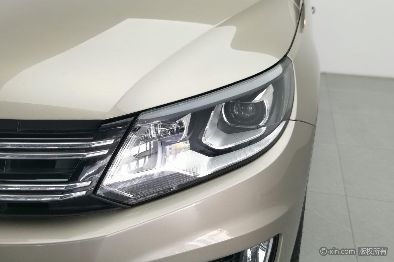 Volkswagen Tiguan 2015 1.8TSI AT Luxury