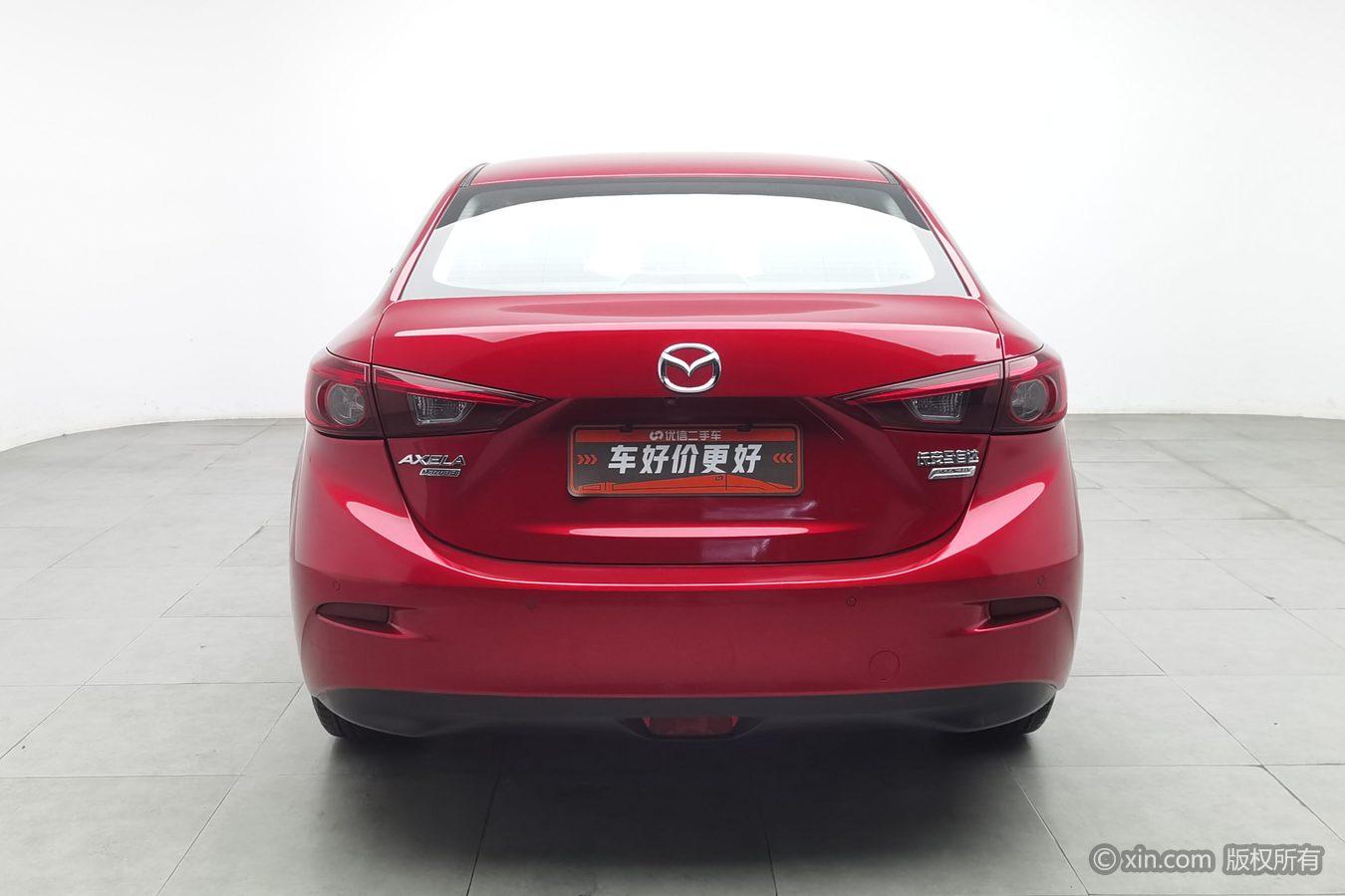 Mazda Mazda3 3 2017 1.5L AT Luxury V