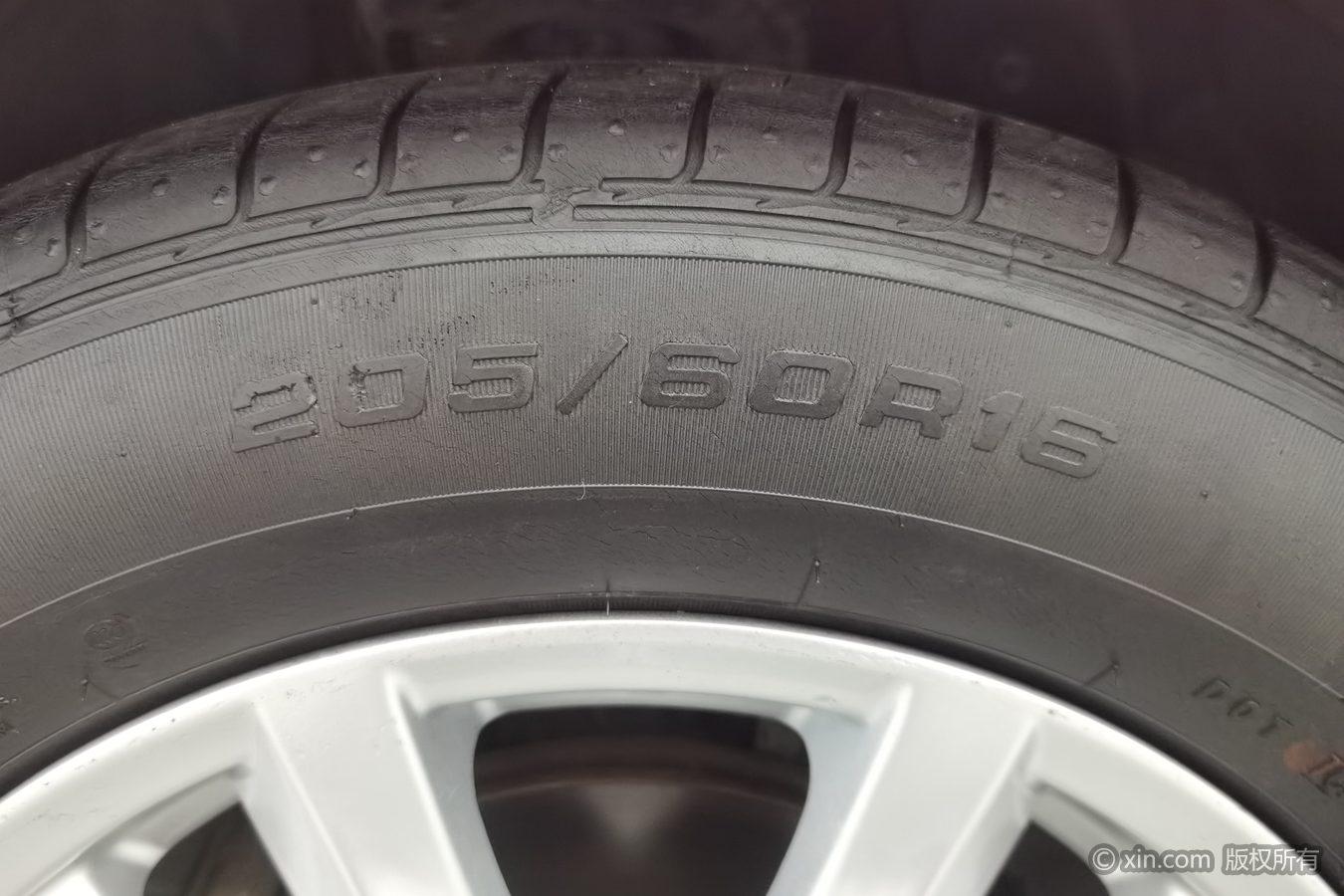 Mazda Mazda3 3 2017 1.5L AT Luxury V