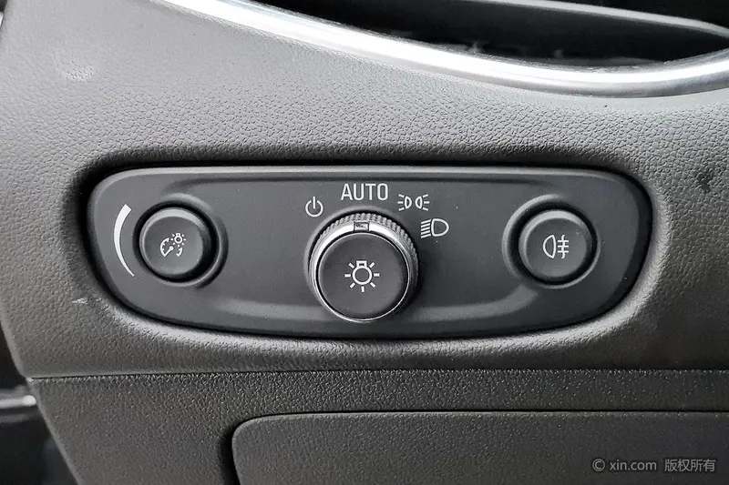 Chevrolet Malibu XL — фото 11