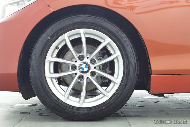 BMW 2-Series 2015 218i — фото 9
