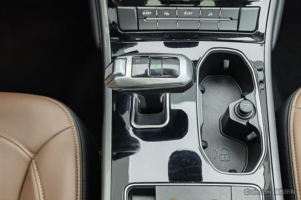 Haval H8, фото 15