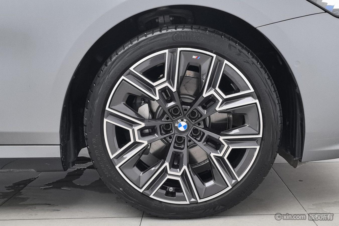 BMW 5 Series 5 2025 530Li Premium M Sport