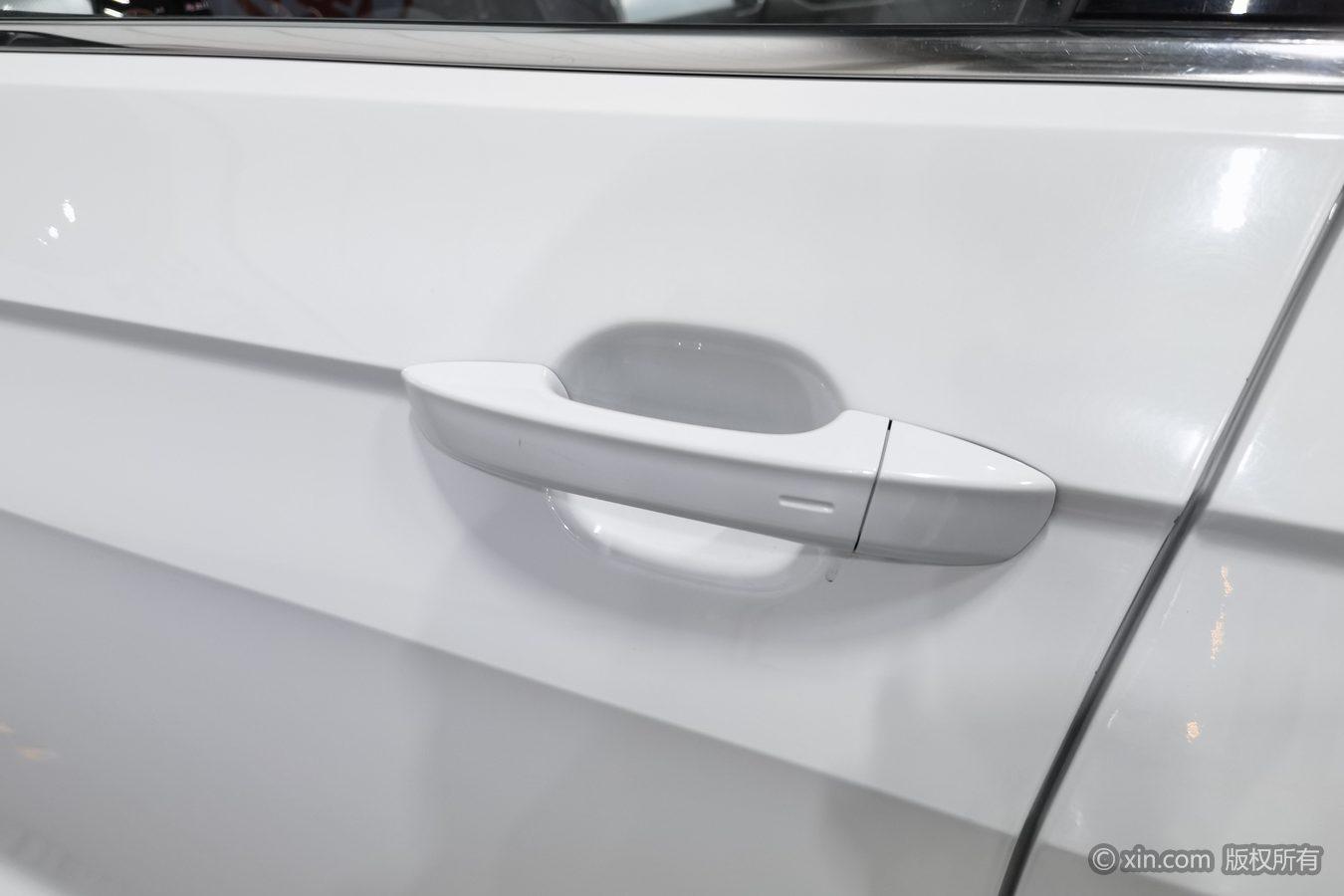Volkswagen Exploring the shadow id 4451515 из Китая 17