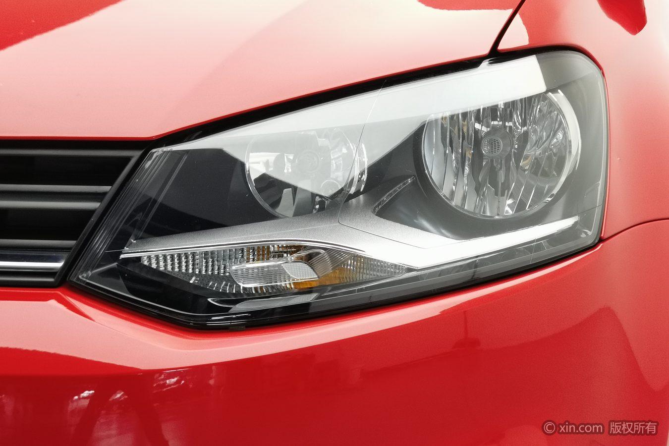 Volkswagen Polo 2016 1.4L AT