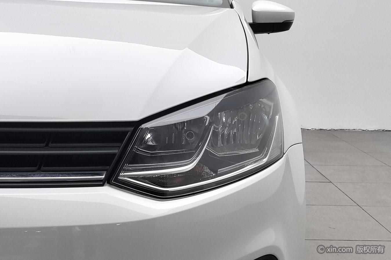Volkswagen Polo 2018 1.5L AT