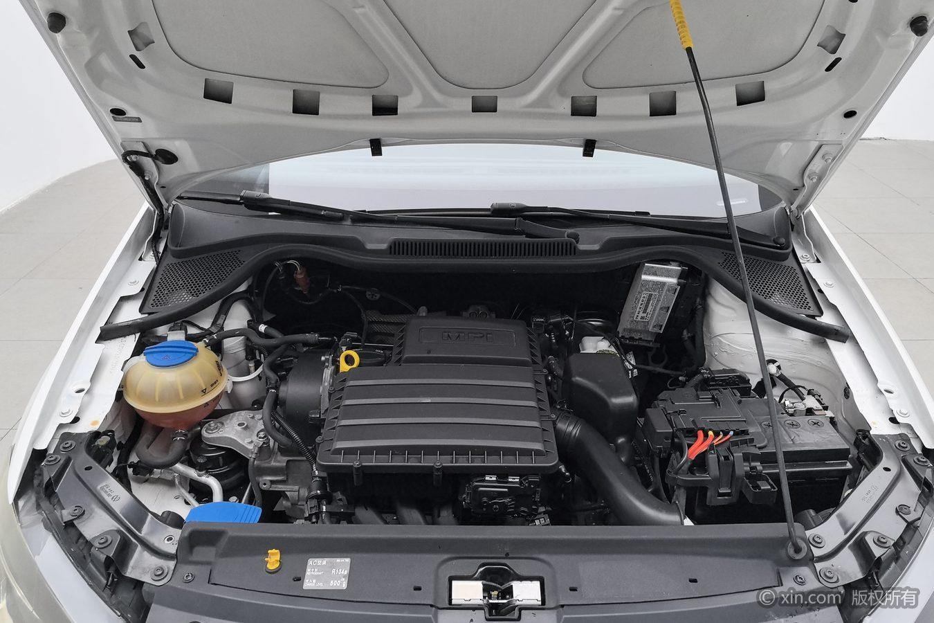 Volkswagen Polo 2018 1.5L AT