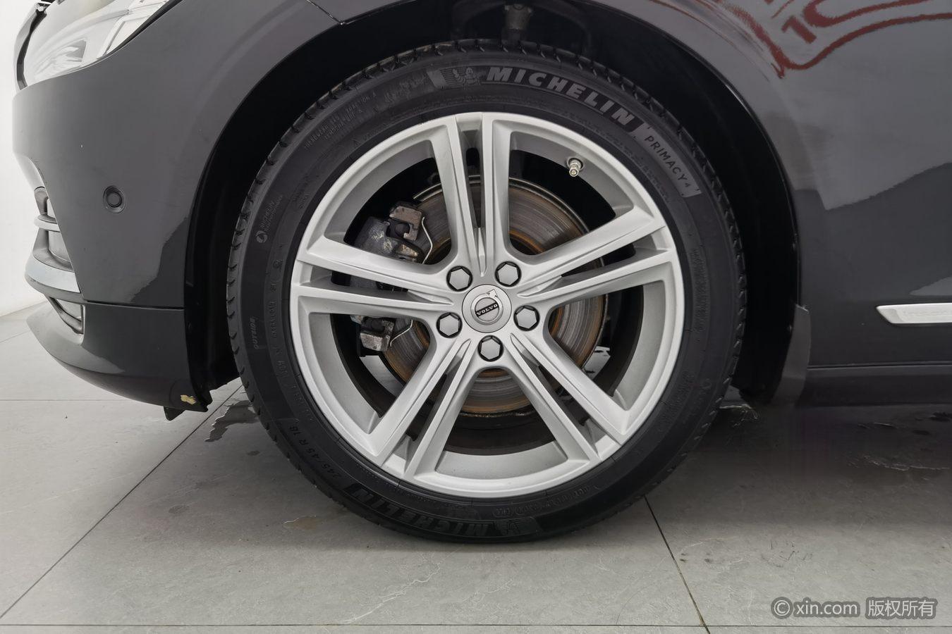 Volvo S90 2019 T5