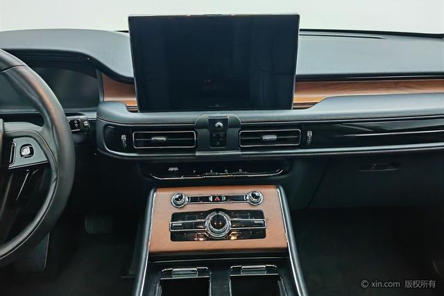 Lincoln Aviator 2022 3.0 T V 6 4 WD — фото 12
