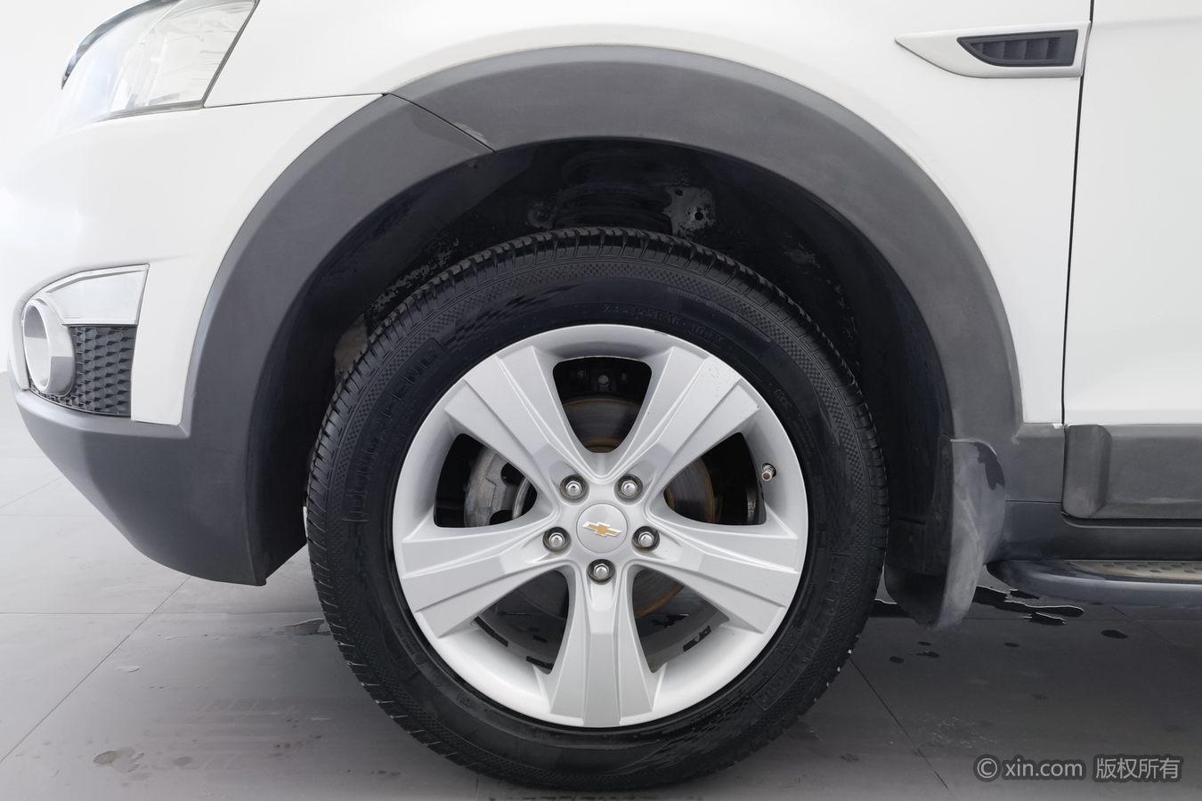 Chevrolet Captiva 2012 2.4L Flagship 7 мест
