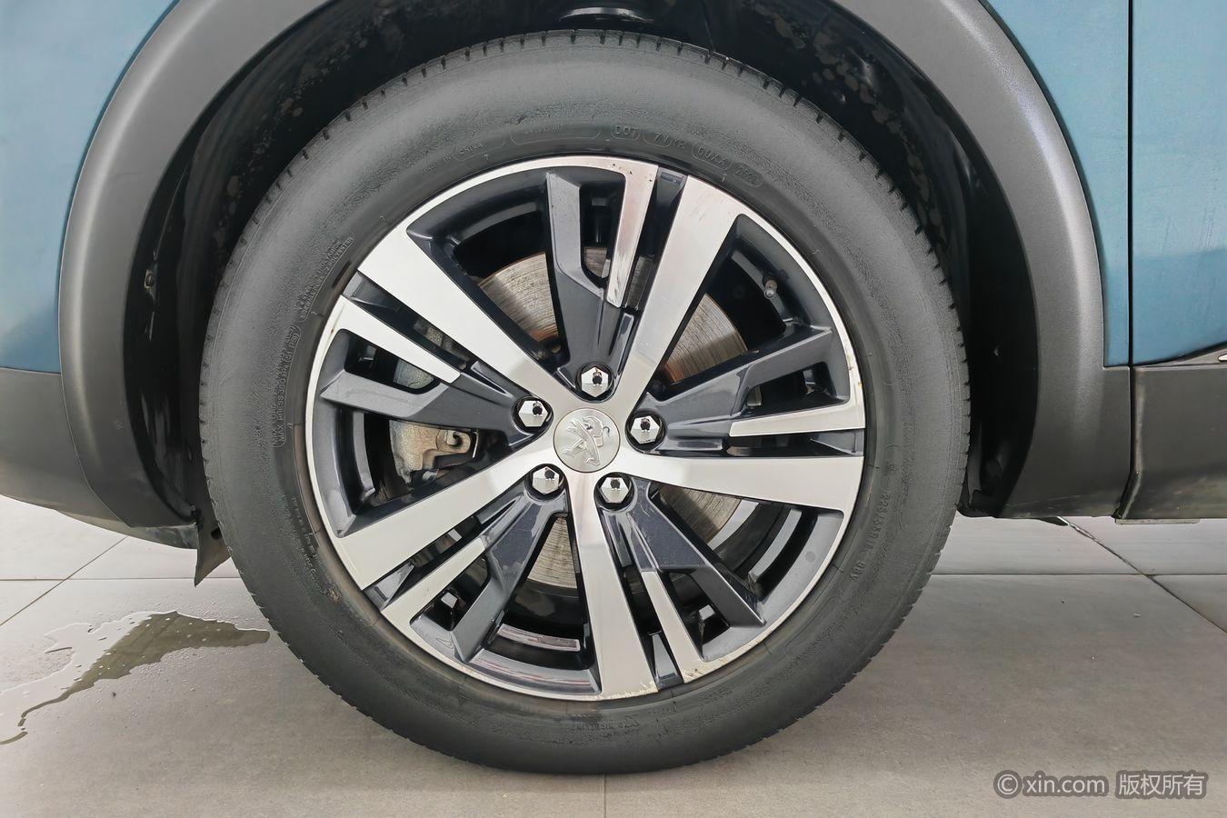 Peugeot 5008 2017 380THP 7 мест Elite