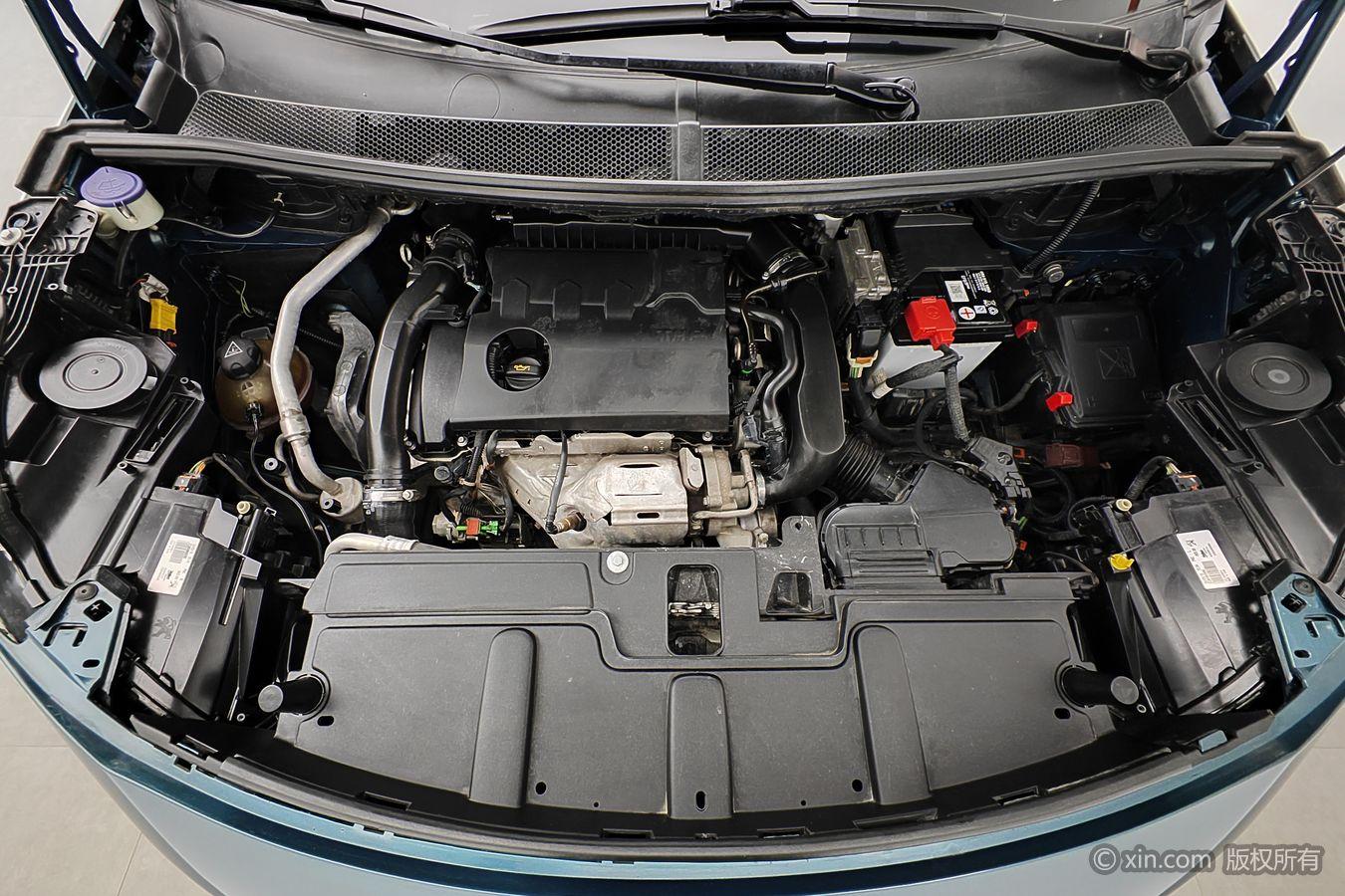 Peugeot 5008 2017 380THP 7 мест Elite