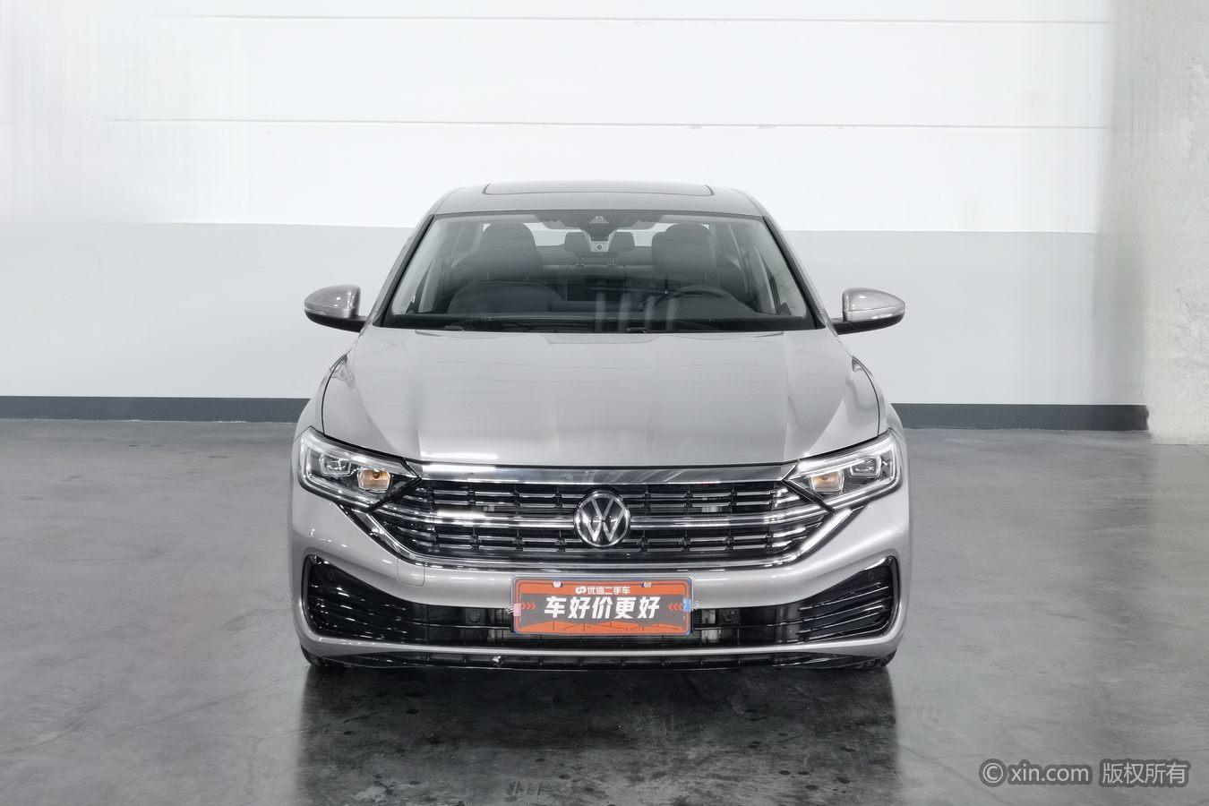 Volkswagen Sagitar 2023 300TSI DSG