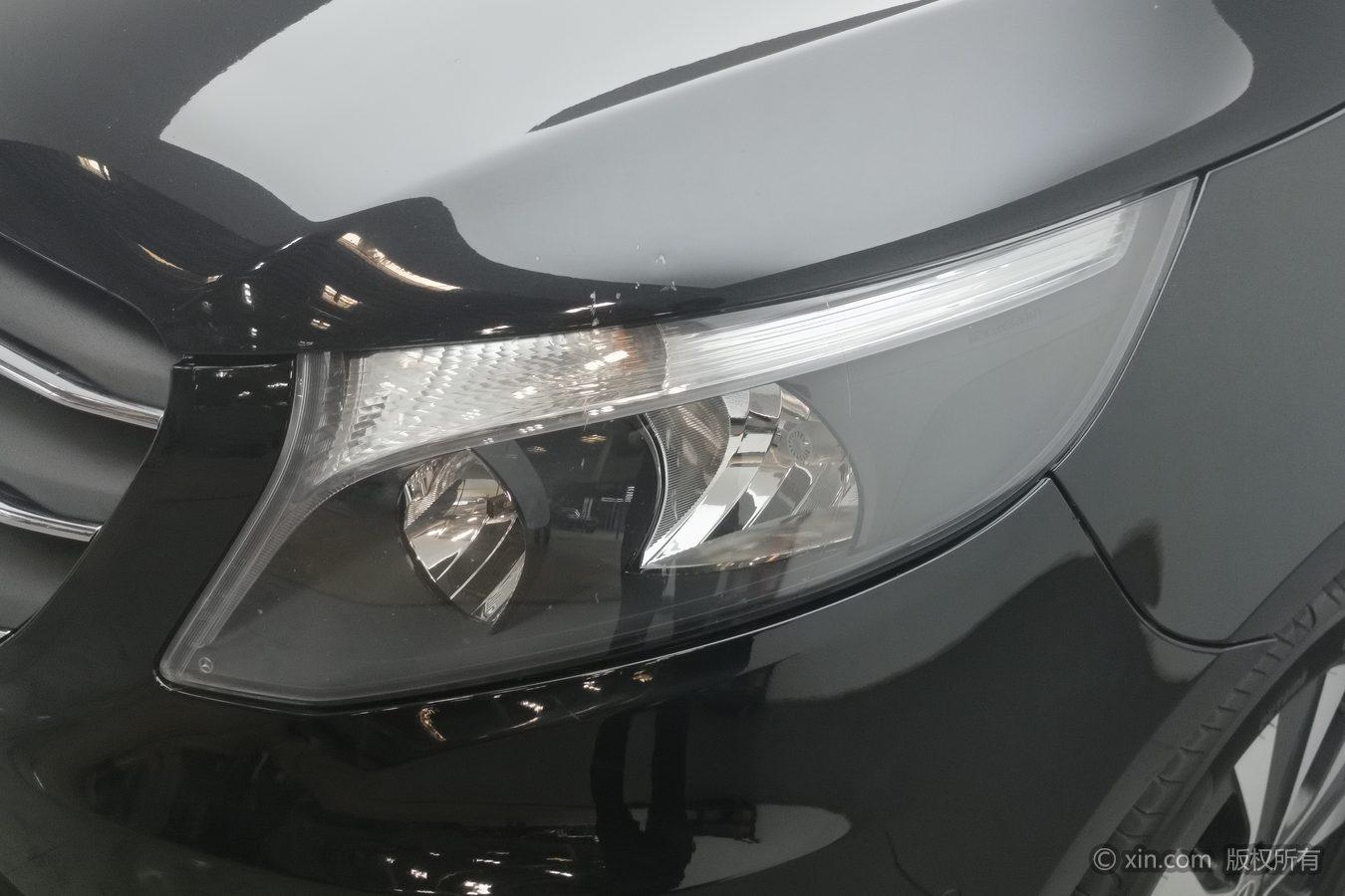 Mercedes-Benz Vito 2021 2.0T 9 мест