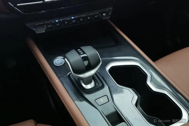 Changan CS75 — фото 10