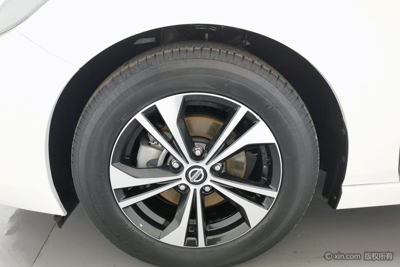 Nissan Xuan Yi 2020 Белый из Китая, фото 2