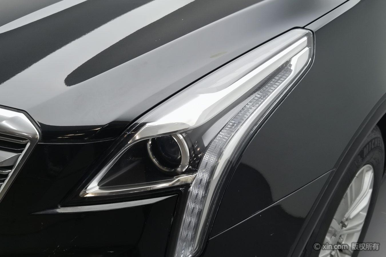 Cadillac XT5 2018 28T