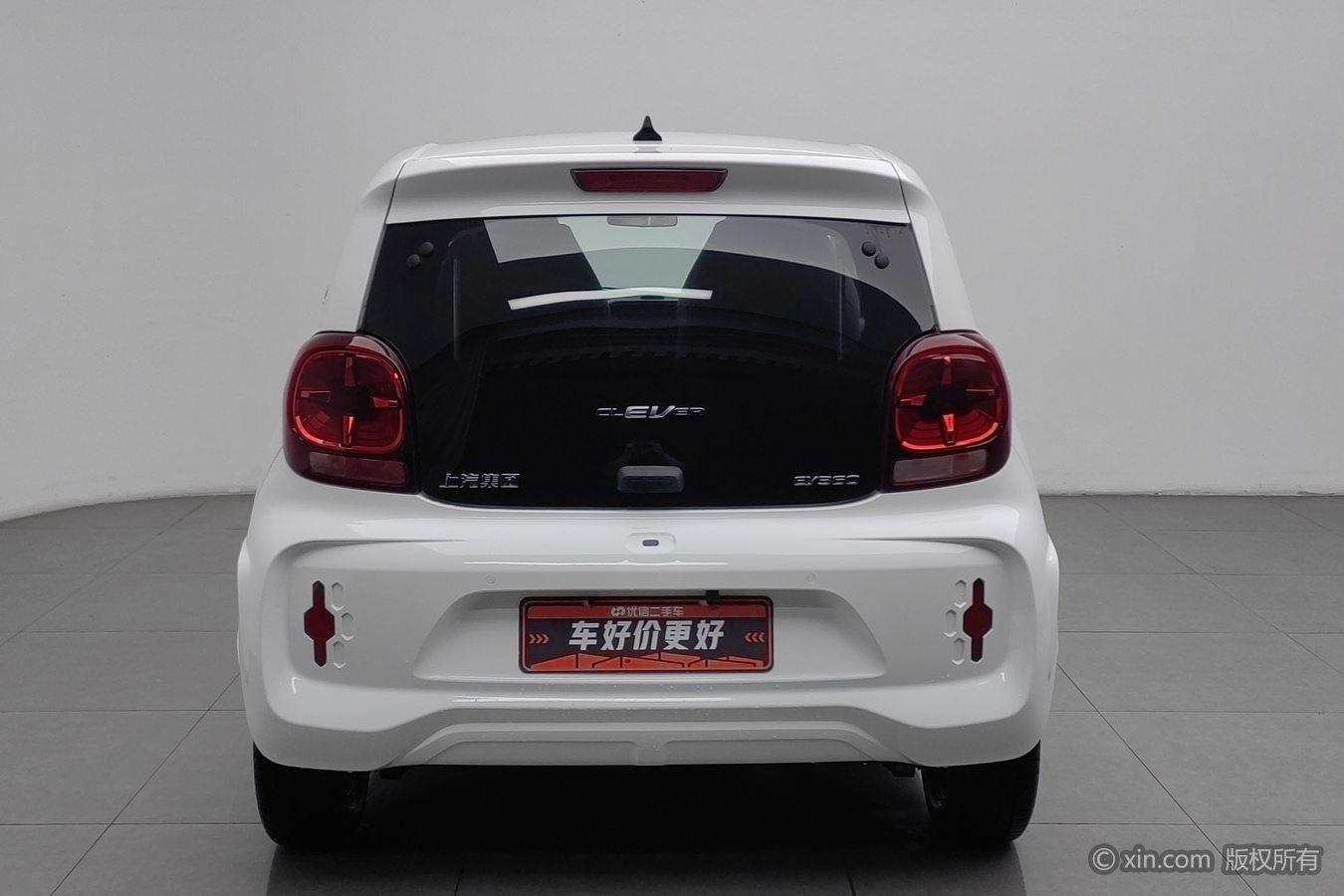 Roewe Clever 2021 302km мест