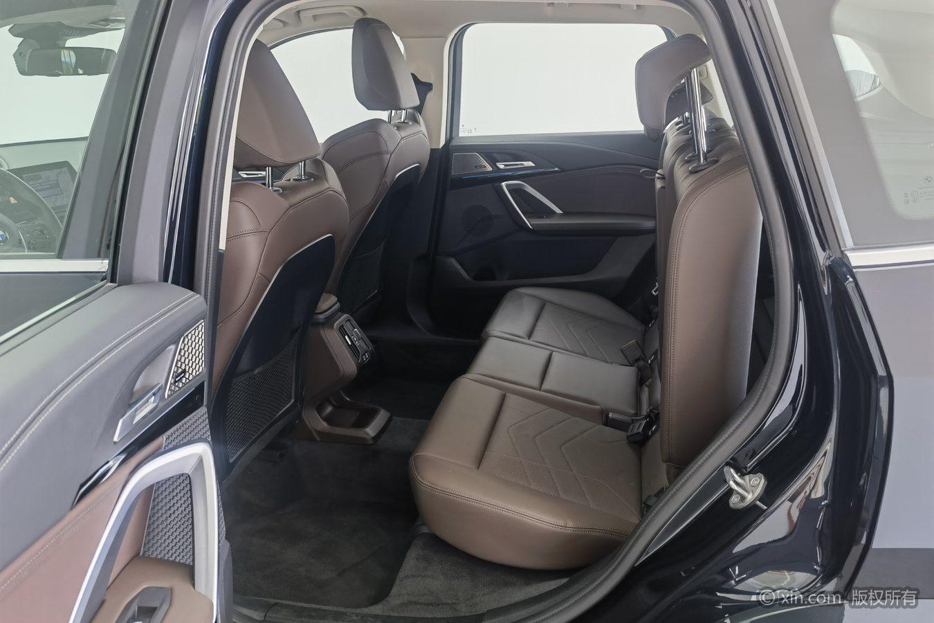 BMW X1 id 4451760 из Китая 11