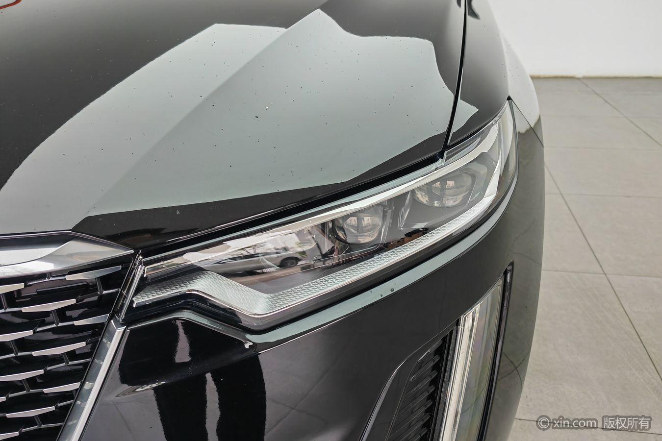 Cadillac XT6 2022 2.0T мест Luxury