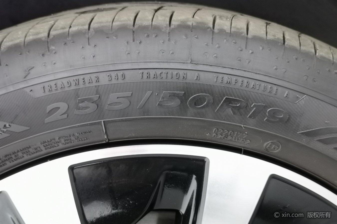 Mercedes-Benz GLB 2024 GLB 220 Fashion