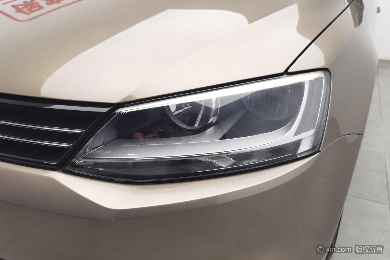 Volkswagen Sagitar 2014 1.6L MT Comfort