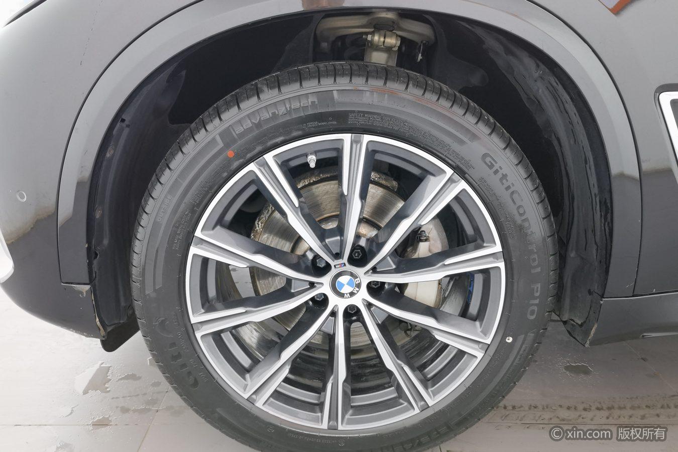 BMW X5 2022 xDrive 30Li Premium M Sport