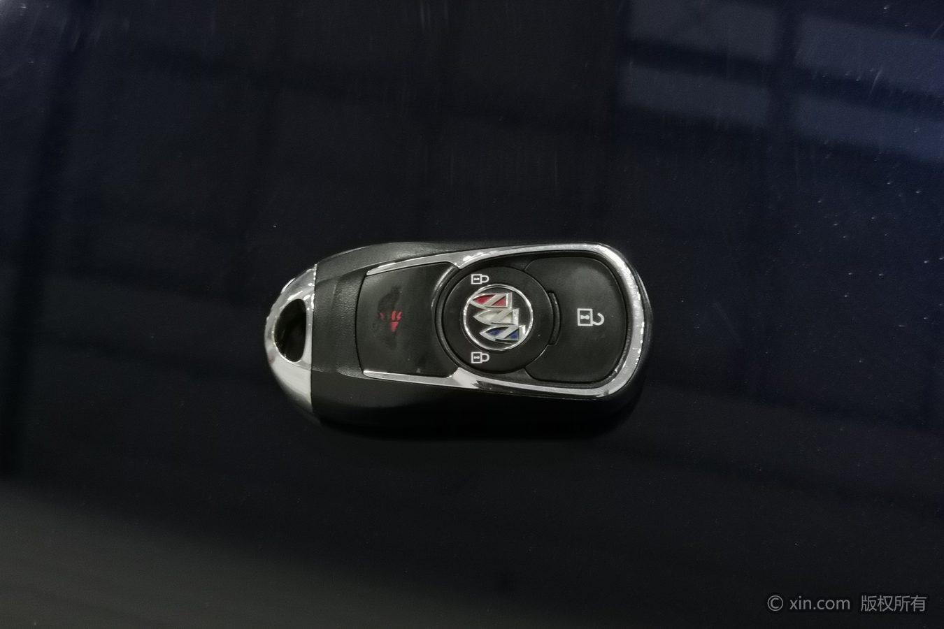 Buick Envision: фотография 10 из 24
