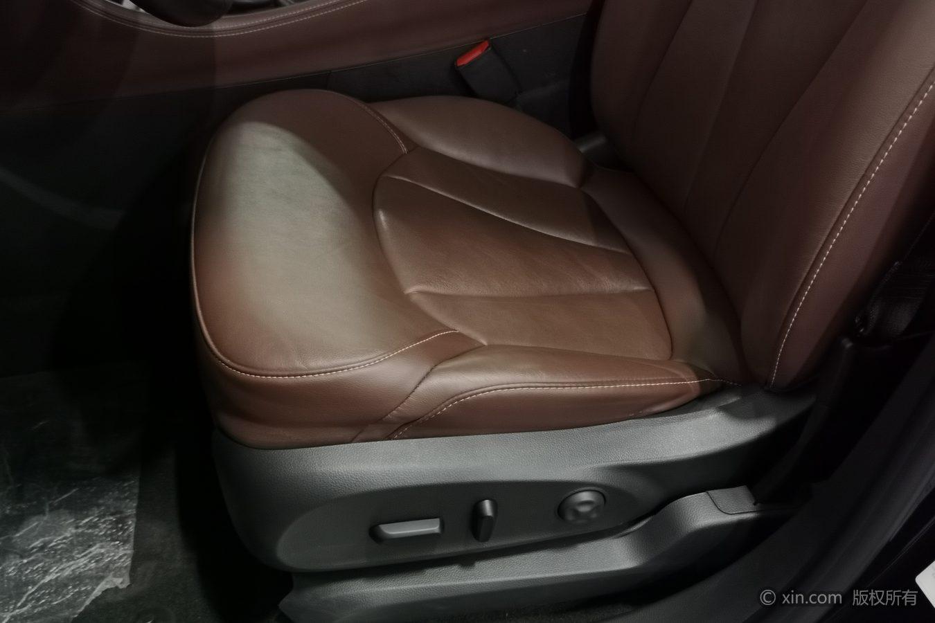 Buick Envision: фотография 21 из 24