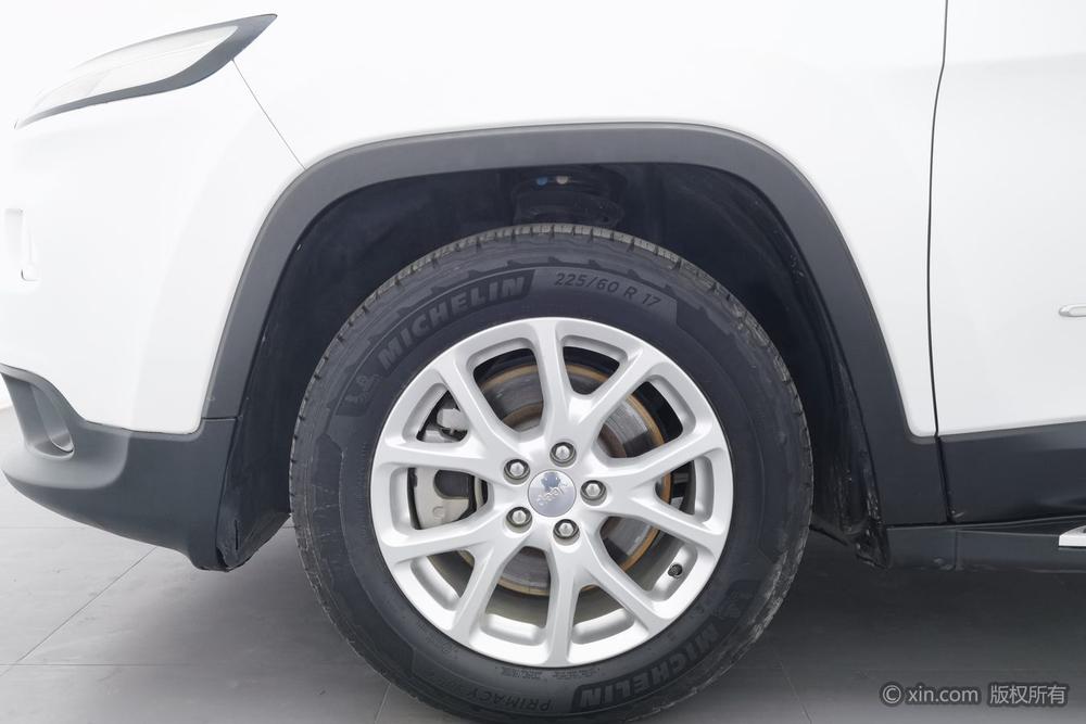 Jeep Cherokee, фото 7