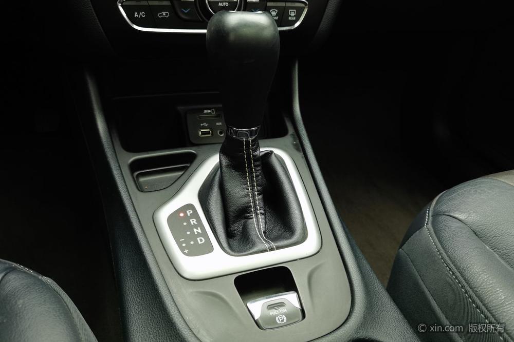 Jeep Cherokee, фото 17