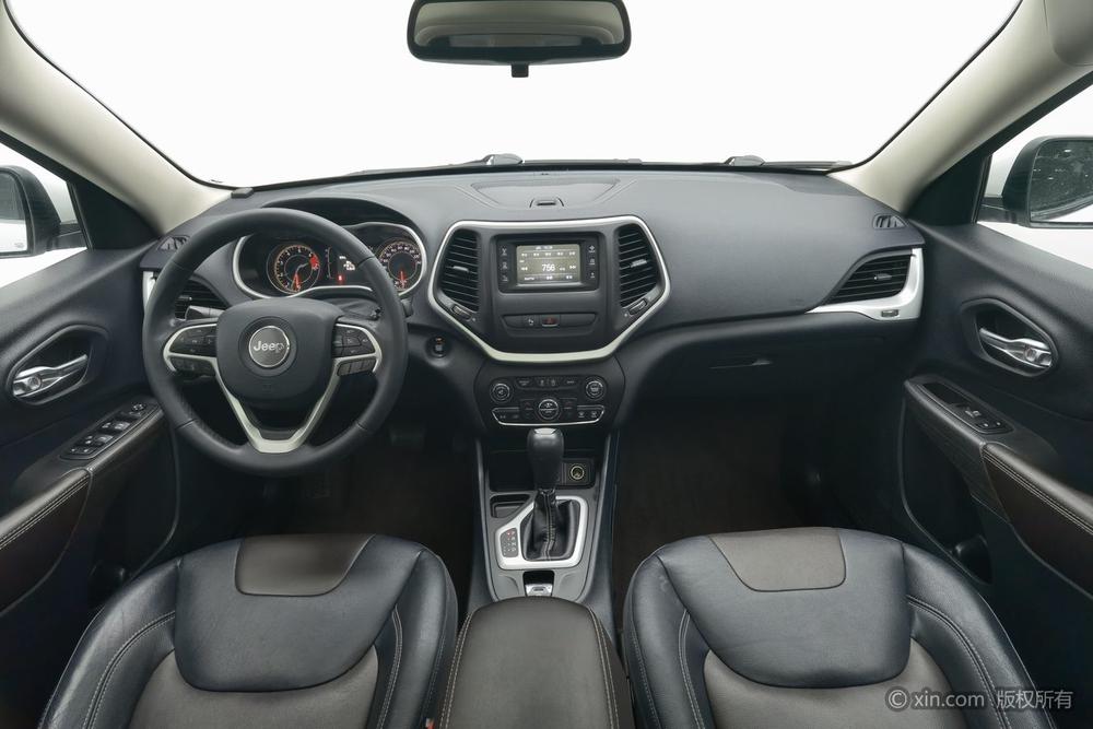Jeep Cherokee, фото 15