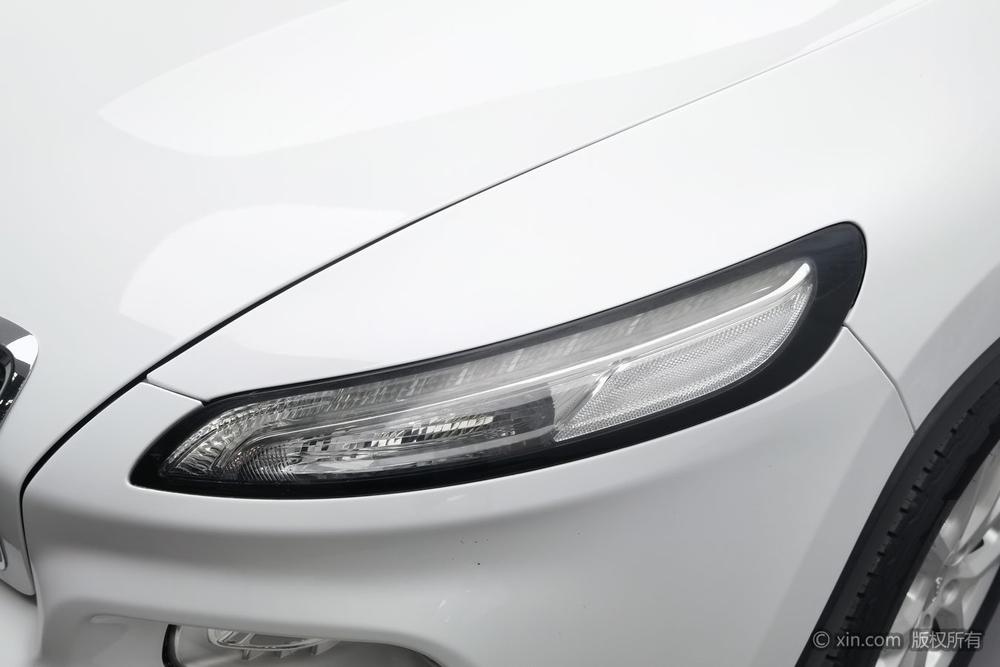 Jeep Cherokee, фото 8