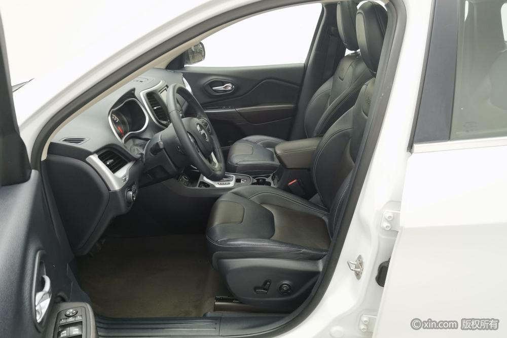 Jeep Cherokee, фото 18