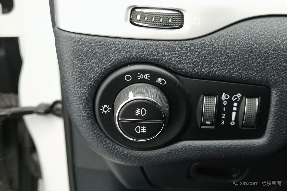 Jeep Cherokee, фото 12