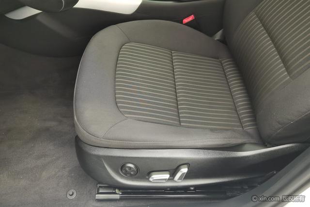 Audi A4L 2016 35 TFSI ATStandard — фото 18