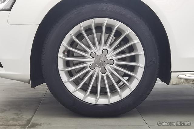 Audi A4L 2016 35 TFSI ATStandard — фото 8
