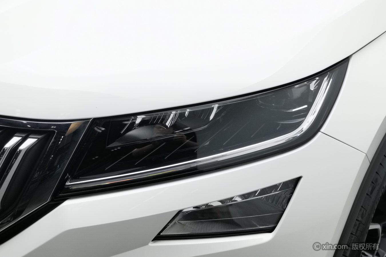 Skoda Kodiaq 2019 TSI330 7 мест Luxury VI