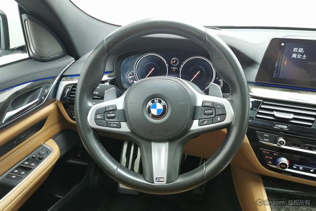 BMW 6-Series GT 2018 630i M — фото 14