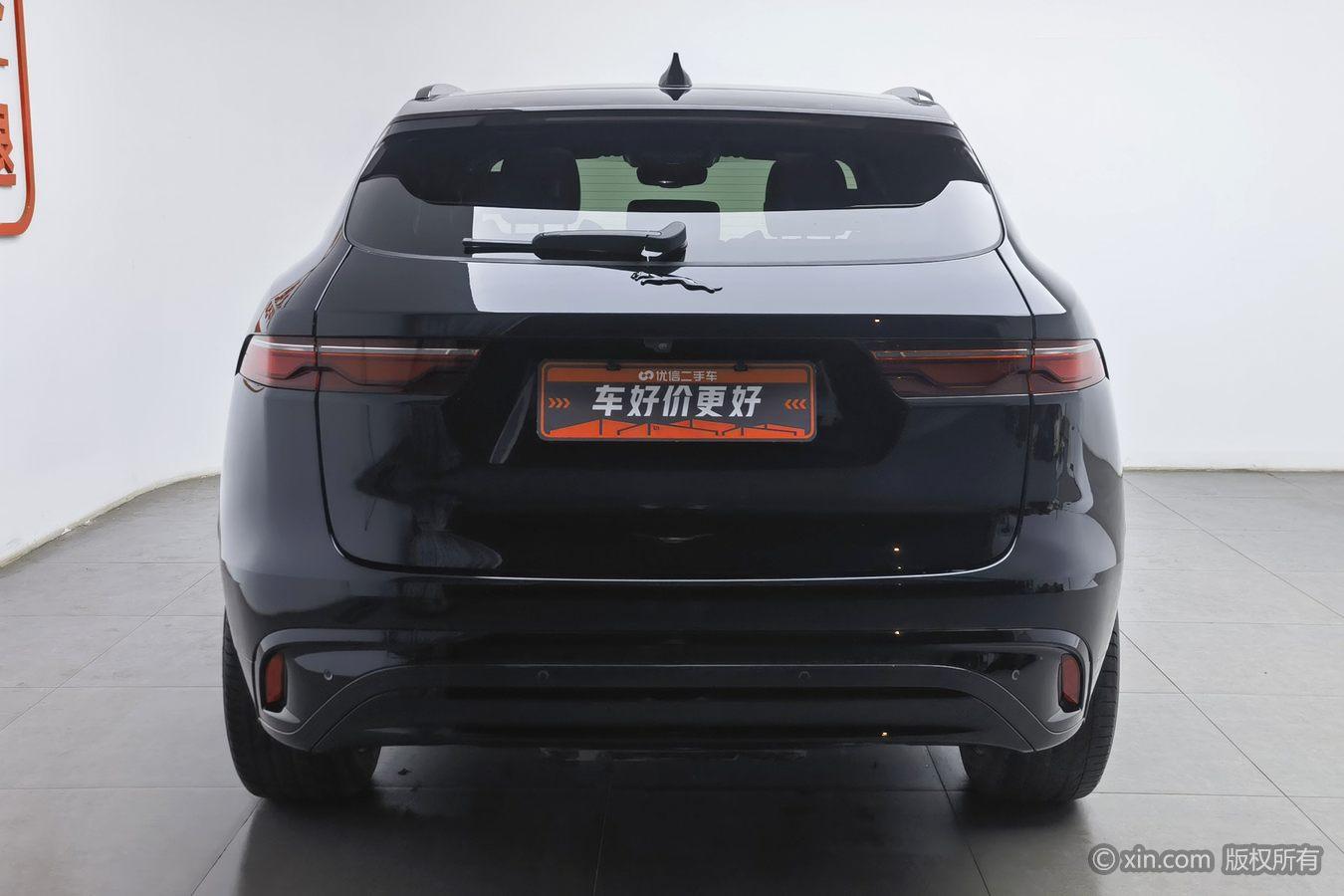 Jaguar F-Pace 2024 P250 R-Dynamic SE