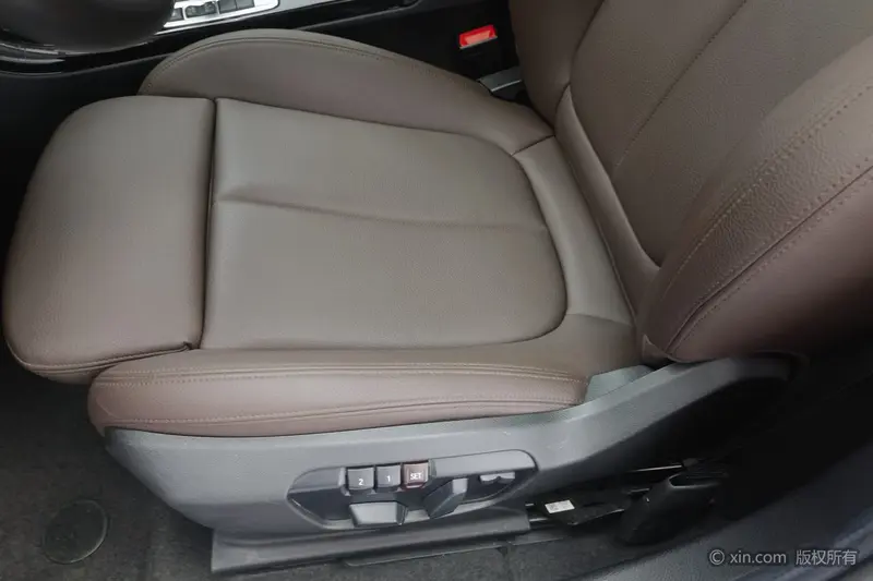 BMW 1 125i M Sport Package — фото 13