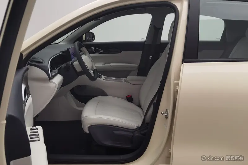 Geely Galaxy Starwish — фото 10