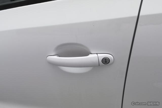 Volkswagen Polo 2016 1.6 L ATComfort — фото 10