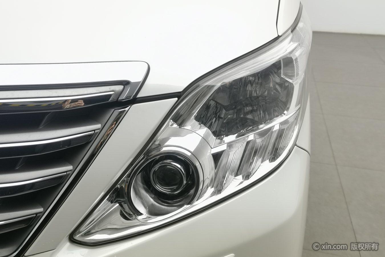 Toyota Alphard 2012 3.5L Luxury